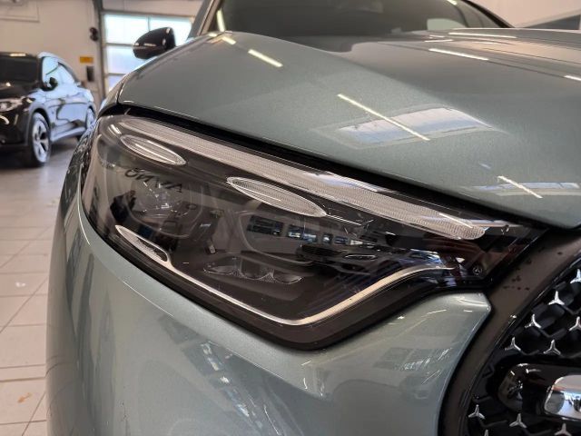 Mercedes-Benz GLC 300 4MATIC AMG Line