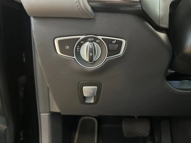 Mercedes-Benz EQC 400