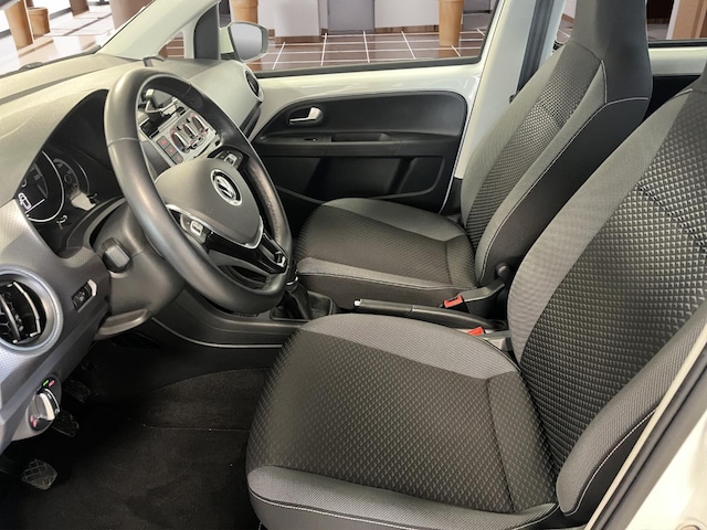 Volkswagen up! Move Move up!