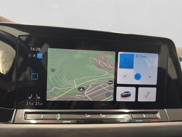 Volkswagen Golf 2.0 TDI DSG Style Variant