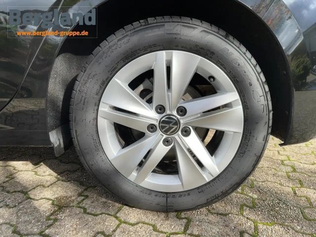 Volkswagen Golf 1.0 TSI Life