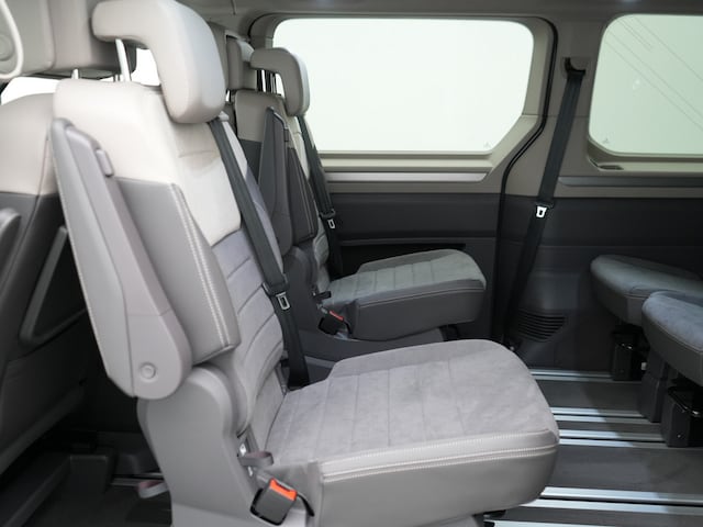 Volkswagen Multivan Lang T7