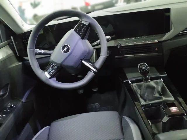 Opel Astra Edition Sports Tourer