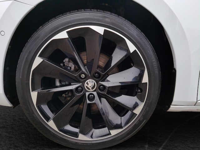 Skoda Superb 1.4 TSI Combi Sportline iV