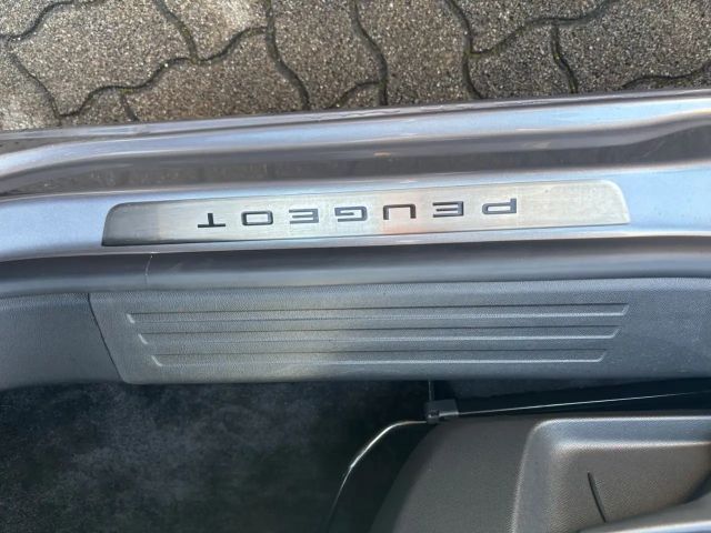 Peugeot 2008 GT-Line Hybrid