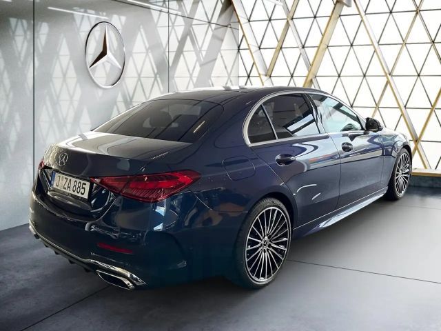 Mercedes-Benz C 180 AMG Line Sedan