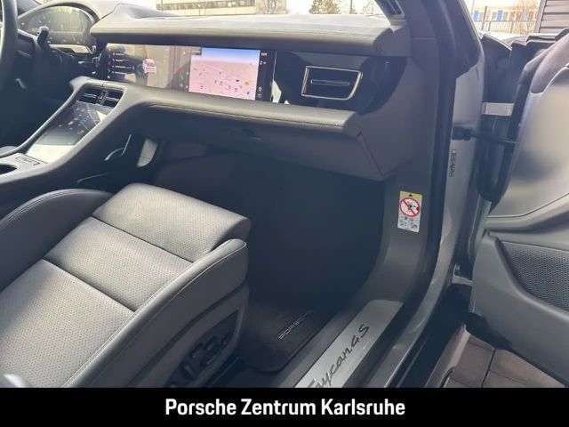 Porsche Taycan 4S Cross Turismo