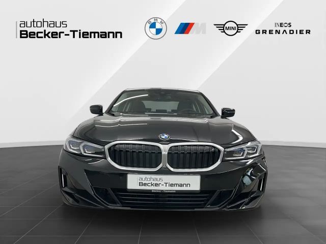 BMW 330 330d Sedan xDrive