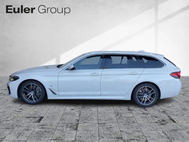 BMW 530 530d M-Sport Touring xDrive