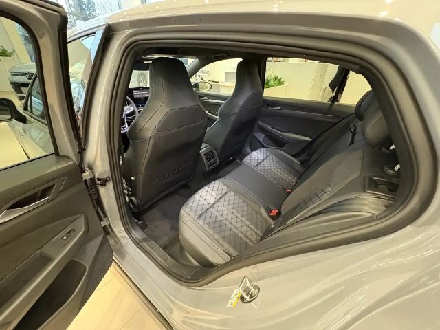 Volkswagen Golf DSG Sport