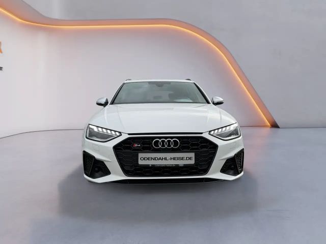 Audi S4 Avant Quattro