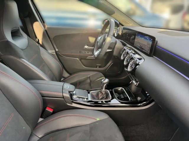 Mercedes-Benz A 160 AMG Line Hatchback