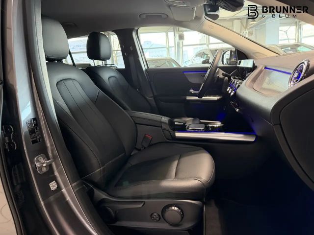 Mercedes-Benz GLA 200 Progressive