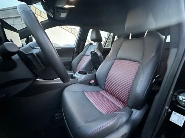 Suzuki Across AllGrip Comfort Hybrid