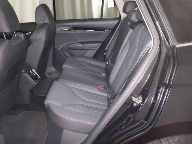 Skoda Enyaq Suite