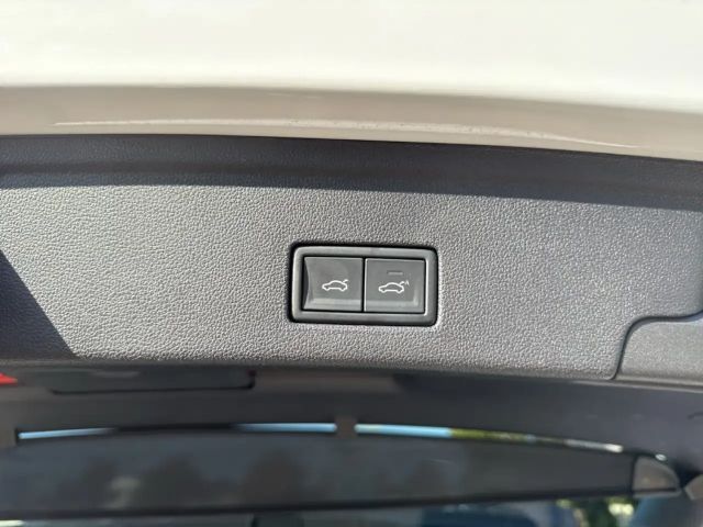 Volkswagen Touareg 4Motion DSG R-Line