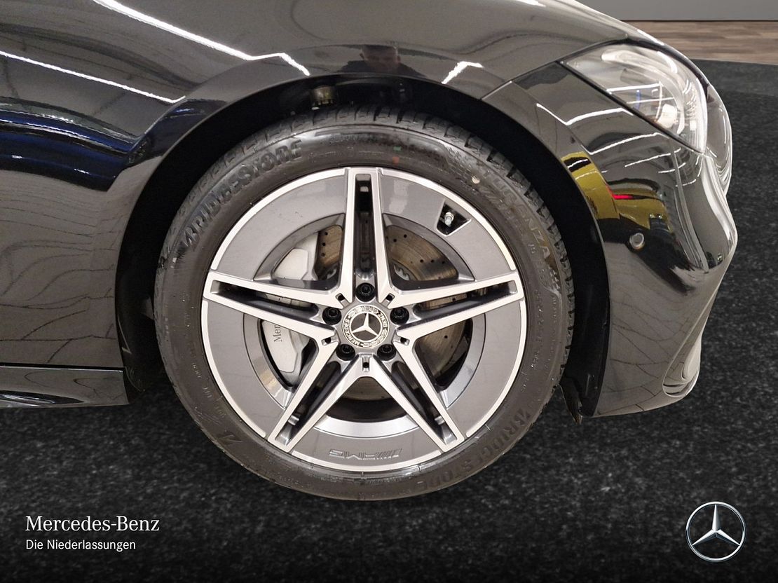 Mercedes-Benz C 180 AMG Line Sedan