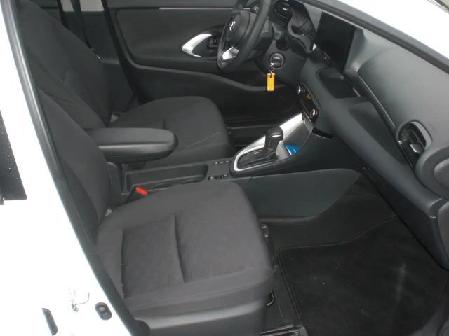 Mazda 2 Centre-Line