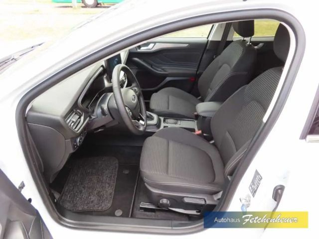 Ford Focus Aut. Titan. NAVI+LED+RFK+iACC+SHZ+TWA+GJR