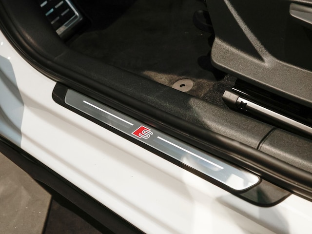 Audi S3 Quattro S-Tronic Sedan