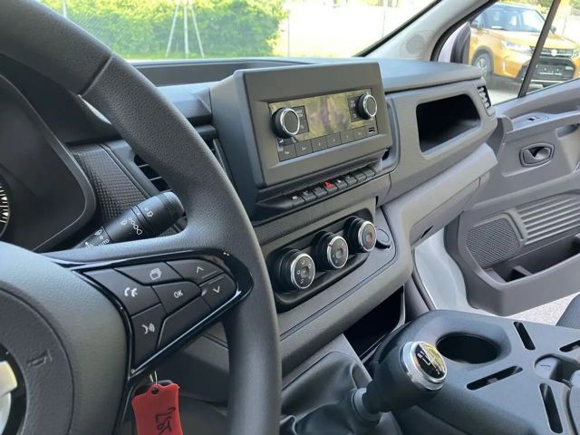 Nissan Primastar L2H1 dCi 150