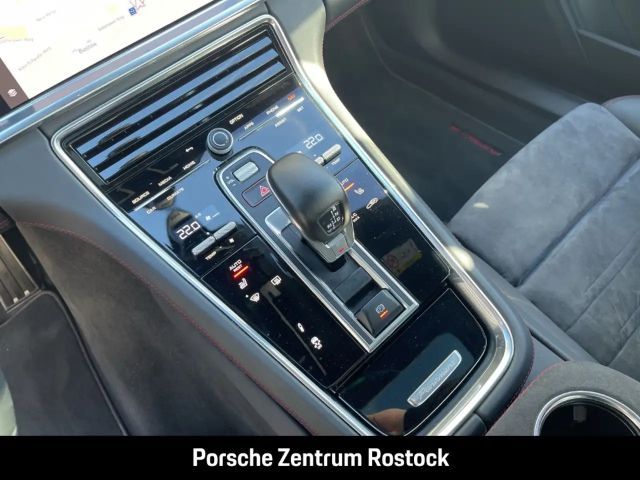 Porsche Panamera GTS