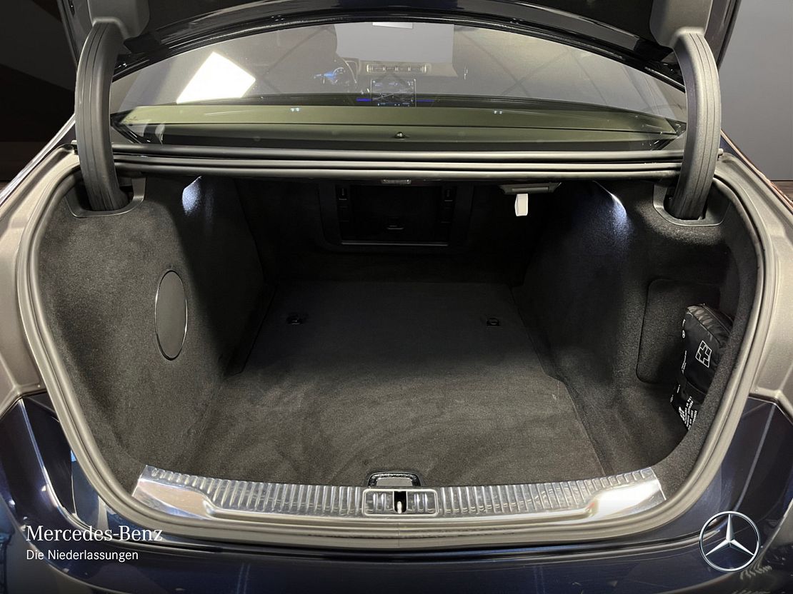 Mercedes-Benz S 580 4MATIC AMG Line Sedan