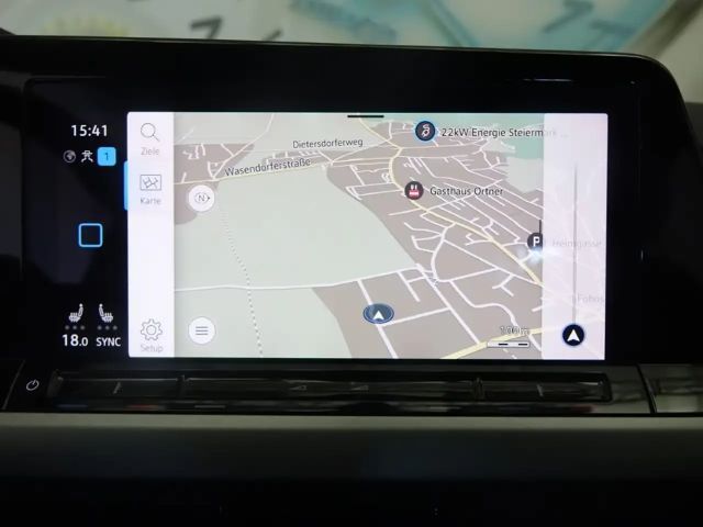 Volkswagen Golf Life