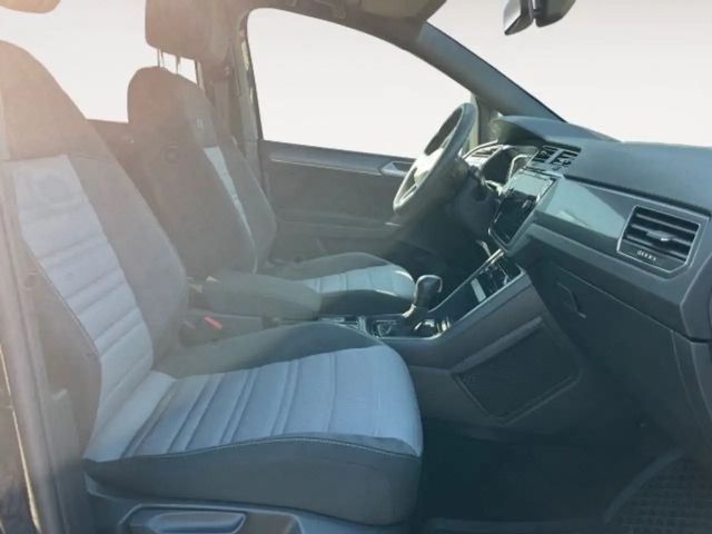 Volkswagen Touran 1.5 TSI DSG Highline