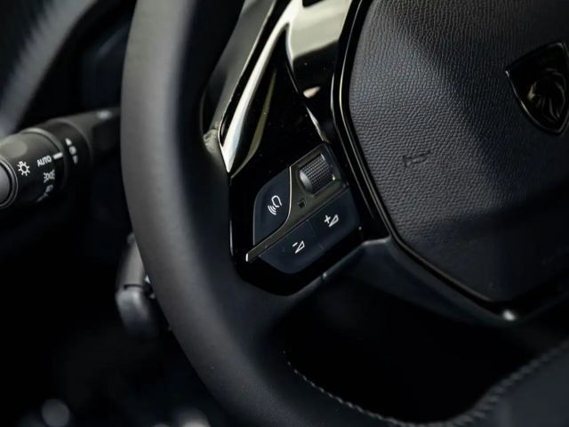 Peugeot 2008 136 PK | Navi | Keyless | Apple Carplay | Parke...