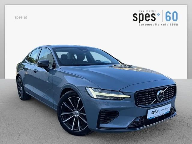 Volvo S60 AWD Dark Plus