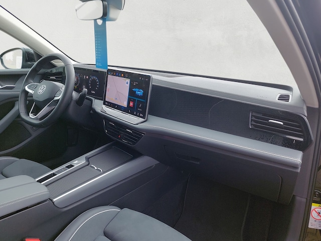 Volkswagen Passat 1.5 eTSI Business