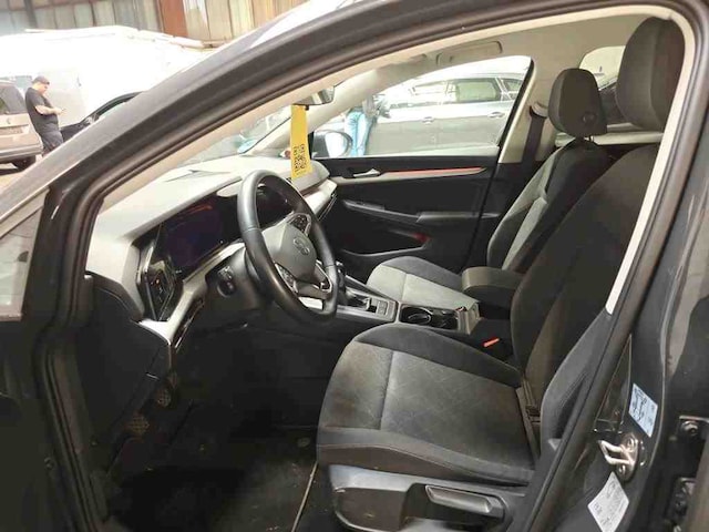 Volkswagen Golf 1.0 TSI Variant