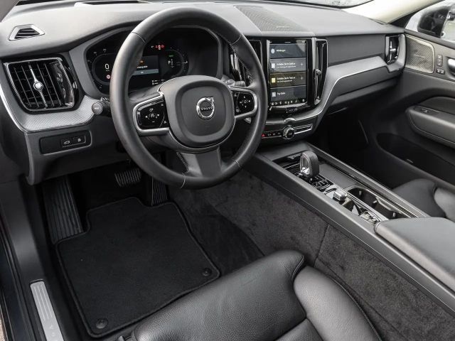 Volvo XC60 AWD Dark Plus T6