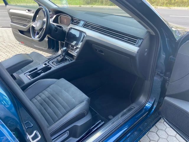 Volkswagen Passat GTE Variant