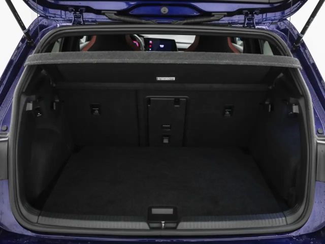 Volkswagen Golf DSG GTI Style