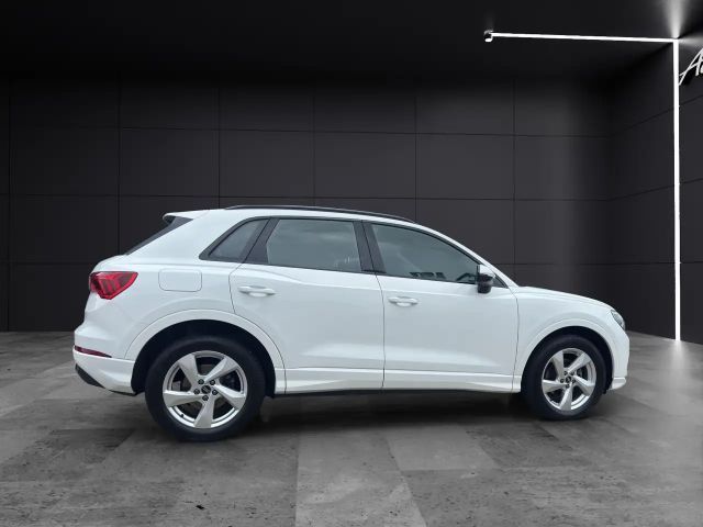 Audi Q3 35 TDI S-Tronic