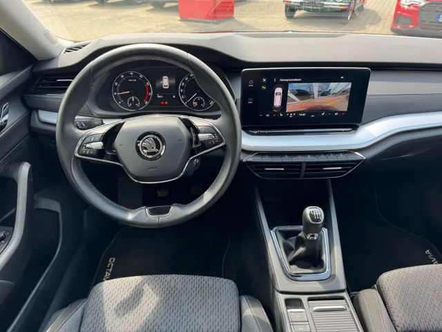 Skoda Octavia 1.5 TSI Ambition Clever Combi