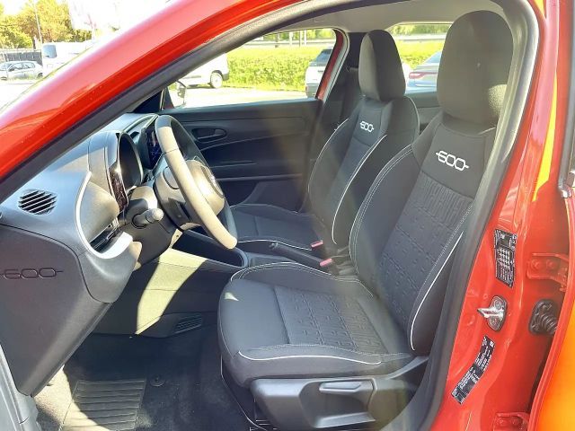 Fiat 600e Hybrid 100 6-Gang eDCT