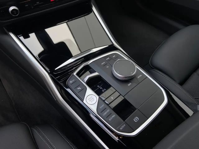 BMW 330 330d Touring xDrive