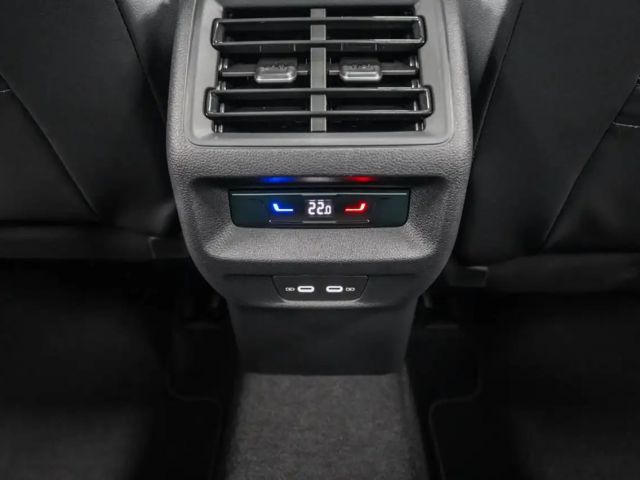 Volkswagen Tiguan 4Motion DSG R-Line