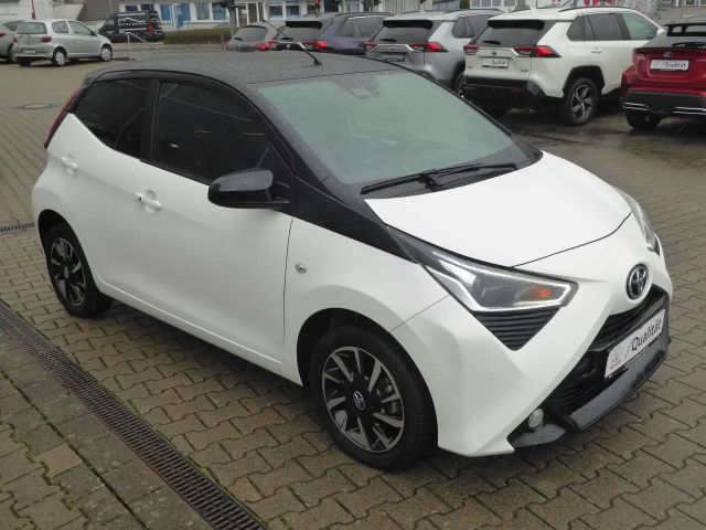 Toyota Aygo Hatchback X-final