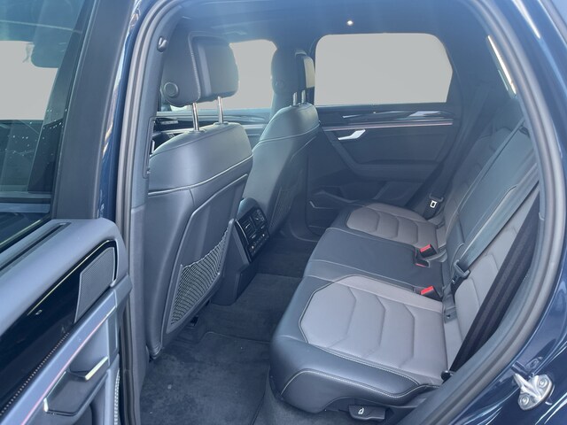 Volkswagen Touareg 4Motion R-Line