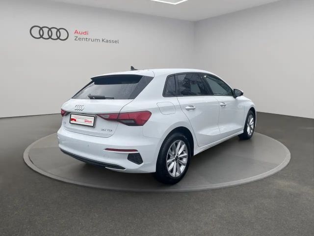 Audi A3 30 TDI Sedan