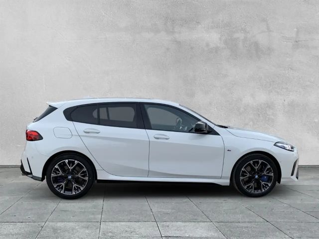 BMW 135 Sedan xDrive