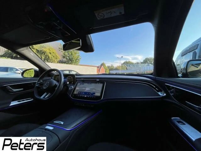 Mercedes-Benz E 220 AMG Line E 220 d