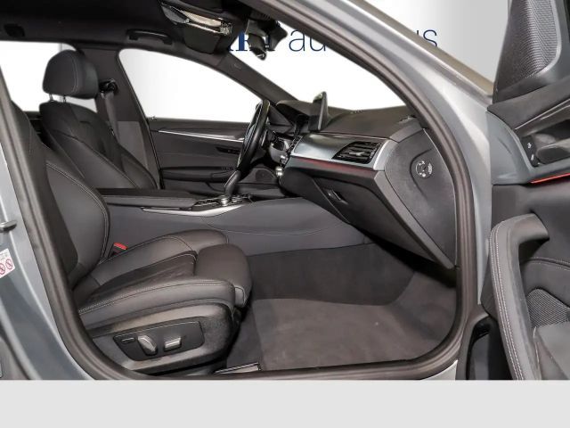 BMW 520 520i M-Sport Touring