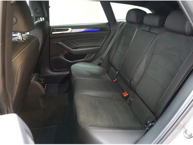 Volkswagen Arteon 2.0 TDI DSG R-Line