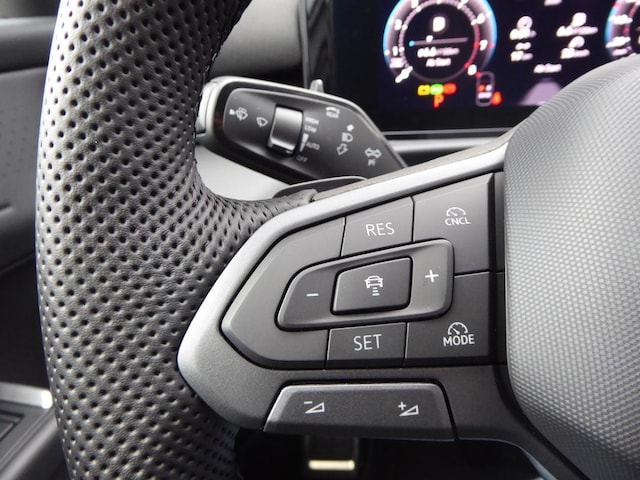 Volkswagen T-Roc T-ROC NF 1.5 RLineB 110eTSID7F