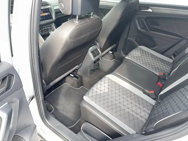 Volkswagen Tiguan 4Motion DSG R-Line